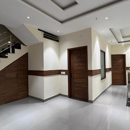 The Hotel Soho Zirakpur Bagian luar foto